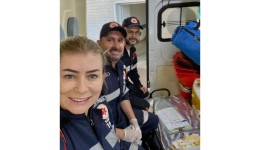 Bebê nasce dentro de ambulância do SAMU durante transferência