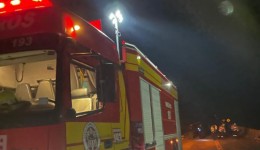 Motorista fica ferido após caminhão sair da pista na SC-283