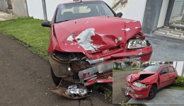 Acidente entre Fiat Palio e Fiat Strada é registrado no cruzamento das Ruas Borges de Medeiros e Saldanha da Gama