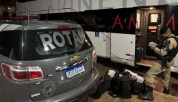 Mulher é presa com centenas de anabolizantes e cigarros eletrônicos em ônibus no Oeste do Paraná
