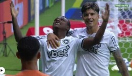 Botafogo vence o Vasco em estreia de Davide Ancelotti e cola no G-4