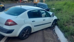 Quatro pessoas vão para o Hospital após colisão entre dois carros na BR-282, no Oeste de SC