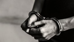 Homem é preso em cumprimento de mandado judicial