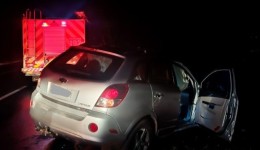 Colisão traseira na BR-282 deixa cinco pessoas feridas, incluindo duas crianças