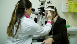 Santa Catarina bate recorde e ultrapassa 143 mil cirurgias oftalmológicas em um ano
