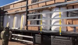 Ação conjunta apreende carga milionária de cigarros e causa prejuízo de R$ 2,5 milhões ao crime