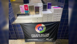 Polícia apreende mercadorias ilegais avaliadas em R$ 26 mil durante abordagem