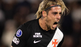 Vasco goleia Olimpia fora de casa e avança às quartas da Sul-Americana