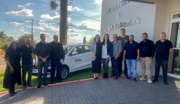 Carro de mais de R$ 100 mil é entregue para a Saúde do município
