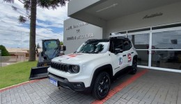 Município recebe veículo 4x4 para reforçar estrutura da Defesa Civil