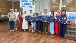 Município investe em novo sistema de ensino e projeta estar entre os três melhores do Paraná