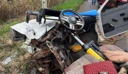 Homem é socorrido em estado grave após colisão frontal na BR-373