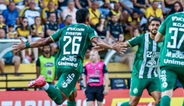 Chapecoense vence Criciúma fora de casa e leva vantagem nas quartas de final do Catarinense