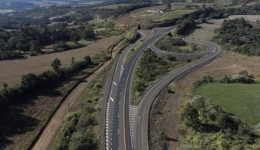 Aplicativo permite acompanhar passagens e pagar pedágio antecipado no Oeste e Sudoeste