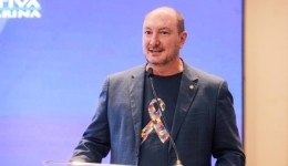 Deputado celebra 50 mil carteirinhas do autista emitidas em SC