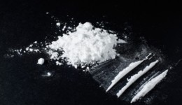 Homem é preso com cocaína durante abordagem