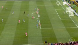 Com golaço de Messi, Inter Miami vence Porto de virada e fica perto de vaga