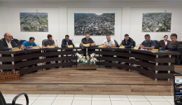 Vereadores aprovam moção em defesa das APAEs do Paraná