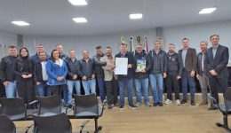 Câmara destaca apoio aos produtores rurais e homenageia entidades durante sessão ordinária