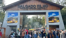 Mais de 50 mil pessoas devem ter passado pela 30ª Festa do Vinho e do Queijo