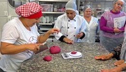 Governo capacita 2 mil merendeiras da rede estadual de ensino