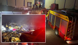 Incêndio atinge galpão de reciclagem e destrói cabine de caminhão
