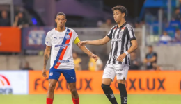 Santos Futebol Clube abre 2 a 0, mas Esporte Clube Bahia reage e arranca empate na Fonte Nova