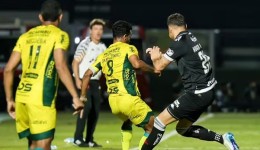 Mirassol leva a melhor em jogo eletrizante, e Vasco chega a sete jogos seguidos sem vencer