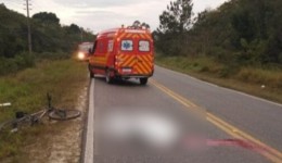Ciclista morre ao ser atropelado por caminhão na SC-415
