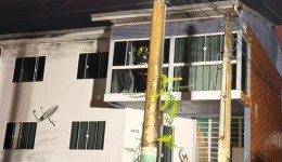 Pessoa morre durante incêndio em residência no centro
