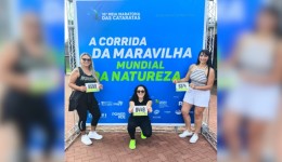 Atletas de Barracão e Dionísio Cerqueira participam da 16ª Meia Maratona das Cataratas