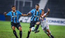 Grêmio faz jogo pobre e empata sem gols com o Atlético Grau no Peru