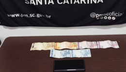 Polícia Militar recupera celular furtado em mercado