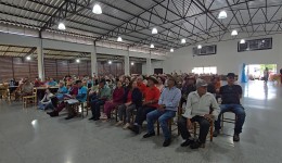 Grupos de idosos celebram o Dia dos Pais com programação especial
