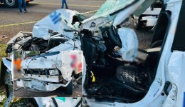 Colisão frontal entre carro e caminhão deixa um morto na PR-281