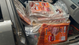 Carne suína roubada é recuperada após perseguição na BR-153