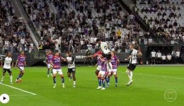 Corinthians busca empate nos acréscimos e mantém Fortaleza no Z-4