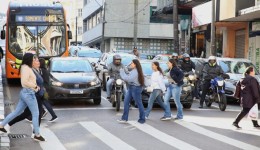 Dia do Pedestre: Detran-PR alerta para comportamentos que garantem segurança no trânsito