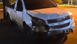 Homem é preso após ameaçar mulher, fugir da PM e colidir durante perseguição