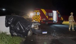 Colisão entre Fiat Ducato e Corsa deixa um morto e um ferido grave na Serra de São Brás
