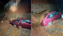 Pedra atinge veículo após deslizamento e família é retirada de casa em Joaçaba