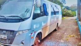 PM recupera micro-ônibus furtado da Secretaria de Saúde