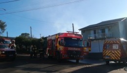 Morador tenta acender fogão a lenha com gasolina e causa explosão em residência no Oeste de SC