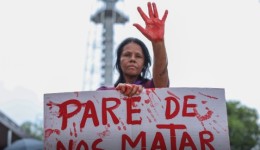 Em Brasília, mulheres denunciam feminicídios e a omissão do Estado