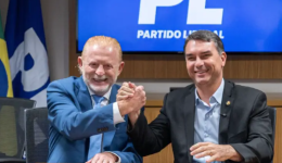 Com apoio de Bolsonaro, deputado Vermelho retorna ao PL no Paraná