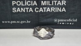 Dois homens são presos com pasta base de cocaína na BR-163