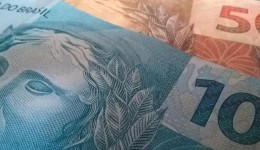 INSS paga primeira parcela do 13º a partir desta sexta-feira