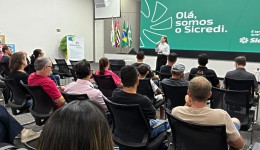 Sicredi Fronteiras mobiliza empresários em evento sobre Reforma tributária