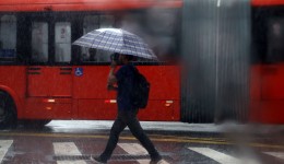 Tempestades com granizo chegam antes de ciclone e atingem três regiões do Brasil neste domingo