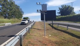 Radares que calculam velocidade média serão testados em 13 trechos de rodovias